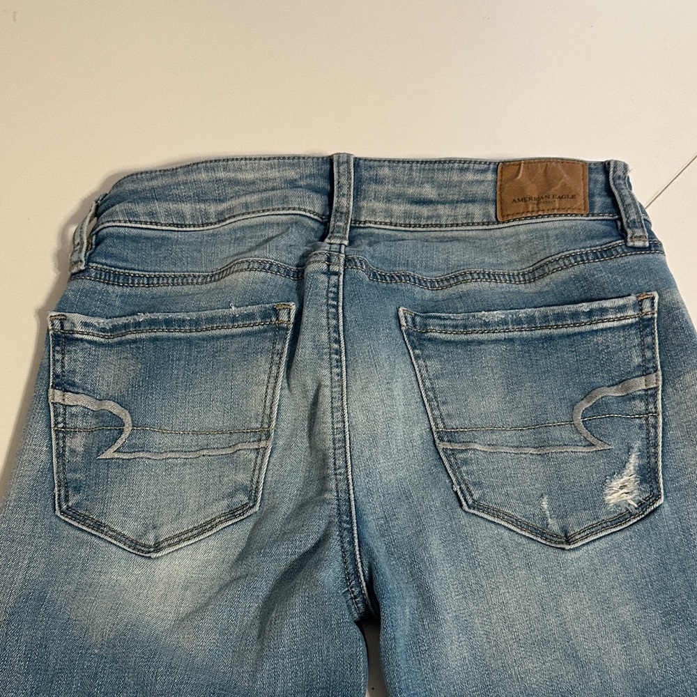 American Eagle Outfitters Light Blue Distressed Skinny Jeans - Picture 10 of 11